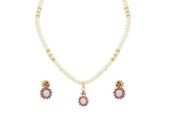 Natural Fresh Water Pearls Necklace Set 1