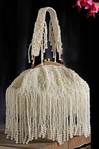 Droop Pearl White Embellished Faux Silk Clutch