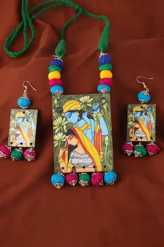 Warli painting faces pendant with multi color and cotton bead adjustable thread necklace set for women and girls.