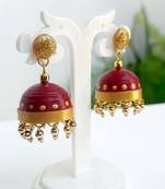Quilled jhumkas with resin stud earrings1