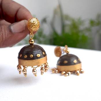 Quilled jhumkas with resin stud earrings7 2
