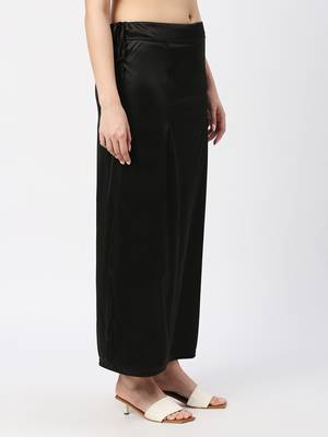 Neckbook Satin Black Color  Petticoat 3