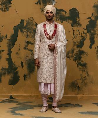 Off-white floral embroidered sherwani set 2