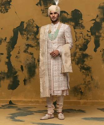 Off-white resham embroidered sherwani set 2