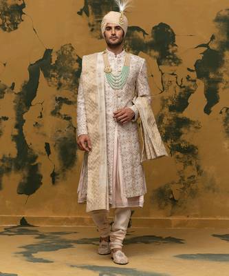Off-white resham embroidered sherwani set 4