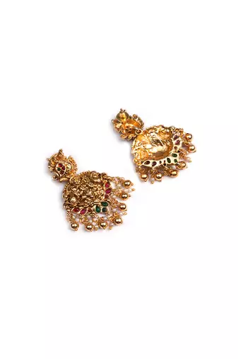 Gold plated temple chowker set