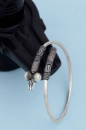 Embedded slip-on bracelet