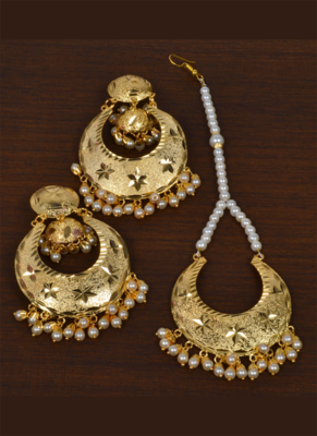 Punjabi Traditional White Earrings Tikka Set MT251 1