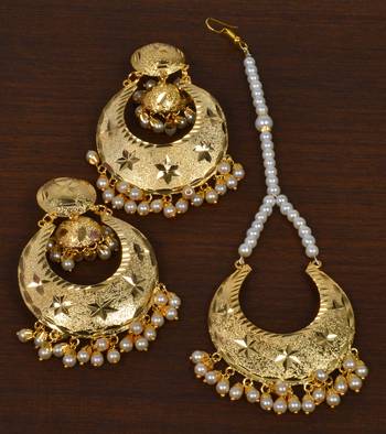 Punjabi Traditional White Earrings Tikka Set MT251 2