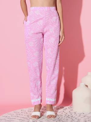 Pink Cotton Silk Floral Printed Fabric Lace Border Work Straight Kurta, Pant And Dupatta Set 5