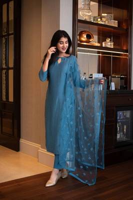 Aqua Blue Chiffon Kurta Ser with Net Embroidered Dupatta 1