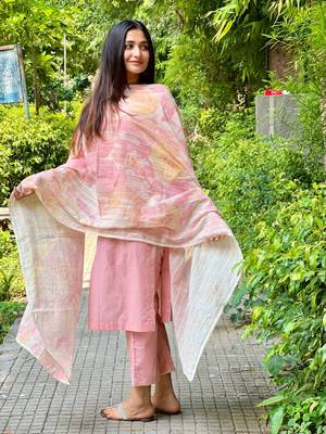 160 pink Women's Cotton Blend Straight Kurta with Pant & Dupatta  1