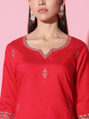 Red Embroidered Chanderi Fabric Straight Kurta, Pant And Dupatta Set 4