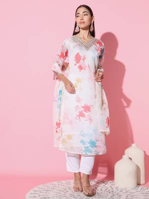 Cream Organza With Cotton Lining Floral Digital Printed Fabric Work Straight Kurta, Pant And Dupatta Set 2