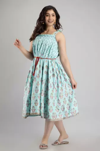 women rayon paisley print anarkali kurta in blue