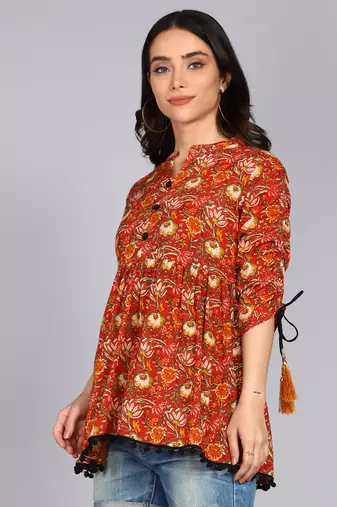 women floral printed flared cotton kurta in red