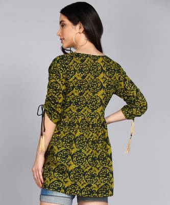 women embroidery printed flared cotton kurta in green 2