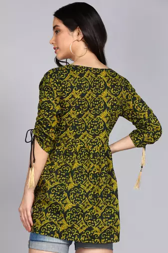 women embroidery printed flared cotton kurta in green