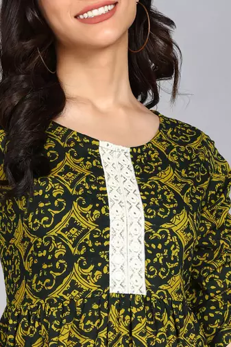 women embroidery printed flared cotton kurta in green
