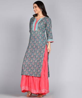 women embllished printed straight cotton kurta in blue 4