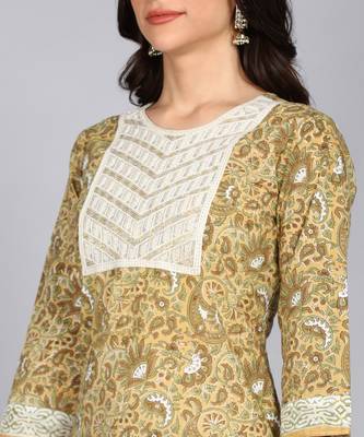 women embroidery floral print straight cotton kurta in lite yellow 5