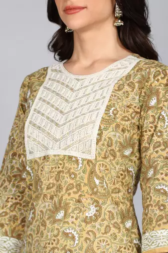 women embroidery floral print straight cotton kurta in lite yellow