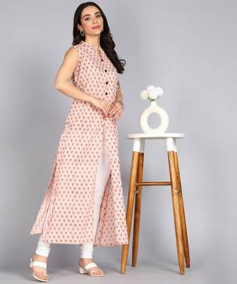 women rayon paisley printed frontslit kurta in pink 1