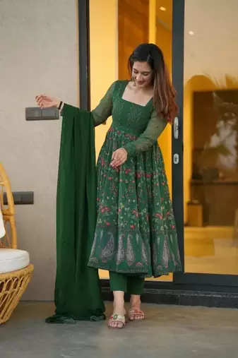 SPARKLING GREEN GEORGETTE SUIT SET 