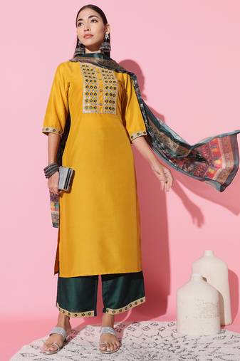 Chinon Fabric Embroidered work Straight cut Kurta, Pant and Dupatta Set