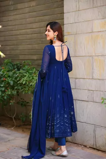 WHISPERING BREEZE GEORGETTE EMBROIDERED SUIT SET 
