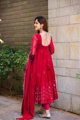 WHISPERING BREEZE GEORGETTE EMBROIDERED SUIT SET  3