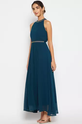 Winered woman embriodered belt maxi dress