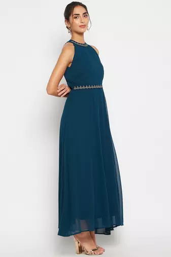 Winered woman embriodered belt maxi dress