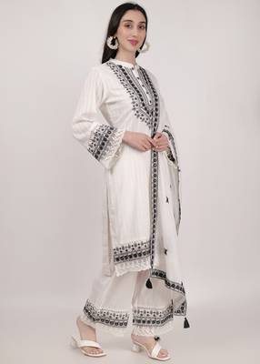 Shiwangi couture white cotton suit set 4