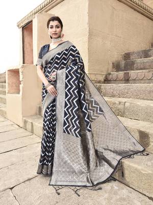 Elora linen ikkat zig zag jacquard weaving saree for women (black) 1