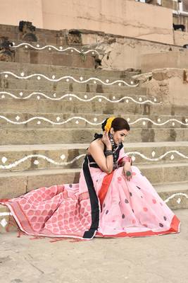 Elora handloom cotton butti weaving saree for women (light pink) 3