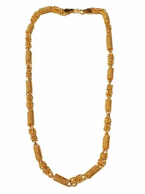 Timeless symbolism: men's gold-plated chain - a fusion of tradition and style 3