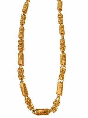 Timeless symbolism: men's gold-plated chain - a fusion of tradition and style 4