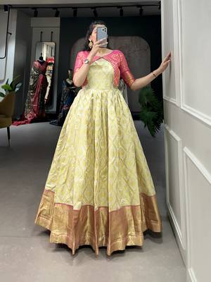 Women's Jacquard Silk Long Gown 4