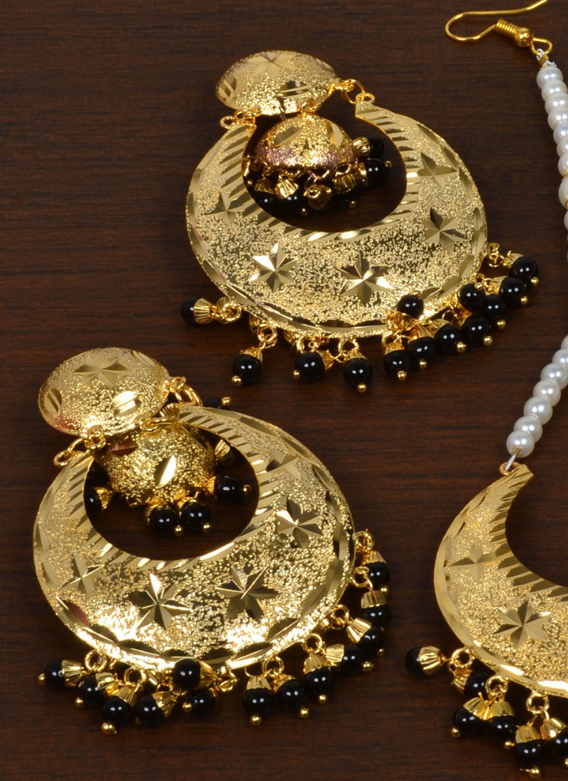 Punjabi Traditional Black Earrings Tikka Set MT249