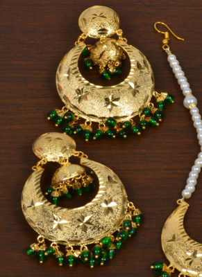 Punjabi Traditional Green Earrings Tikka Set MT253 3