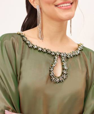 Green crystal embroidered round kaftan 5