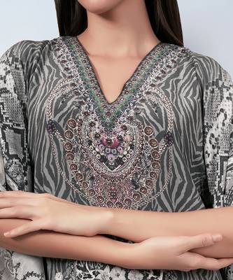 Grey embellished silk full length kaftan 5