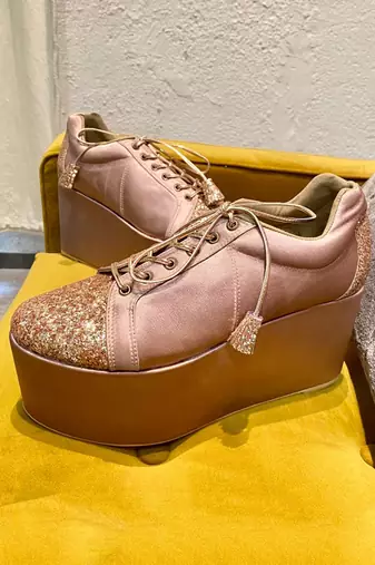 Rose Gold Begum
