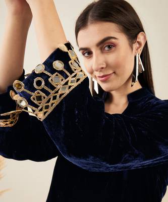 Blue silk velvet kurta and straight pants  set 5