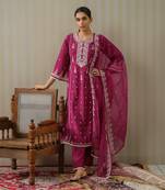 Purple ethnic motif embroidered straight kurta & trousers with dupatta