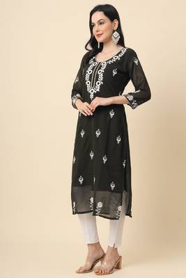 Black colour ethnic kurti with traditional resham work 4