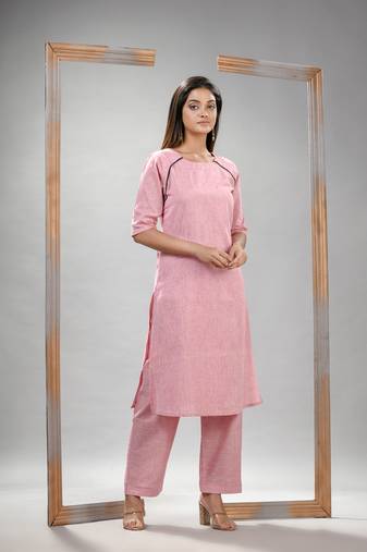 Crepe pink cotton bengal handwoven kurta set