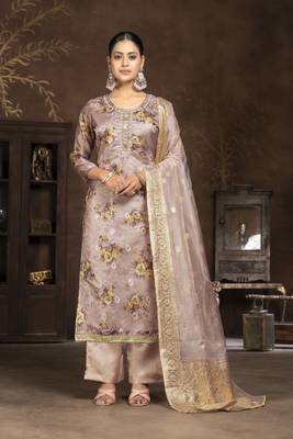 Peach colour ethnic organza salwar kameez for fancy ethnic looks 1