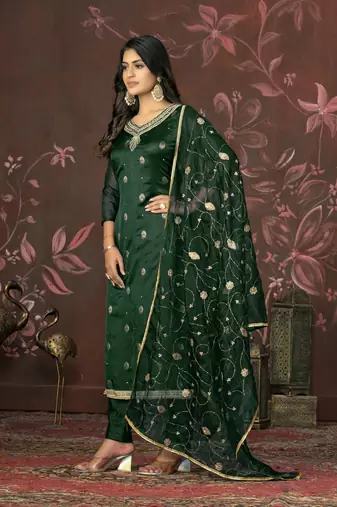 Smart and ethnic green colour smart girlish salwar kameez